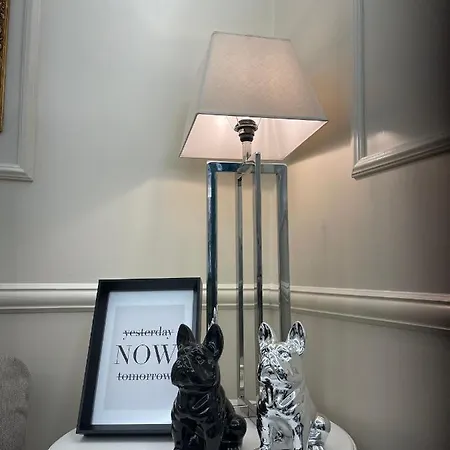 Spanish Steps Glamour & Sauna Luxury **** Apartment Rom
