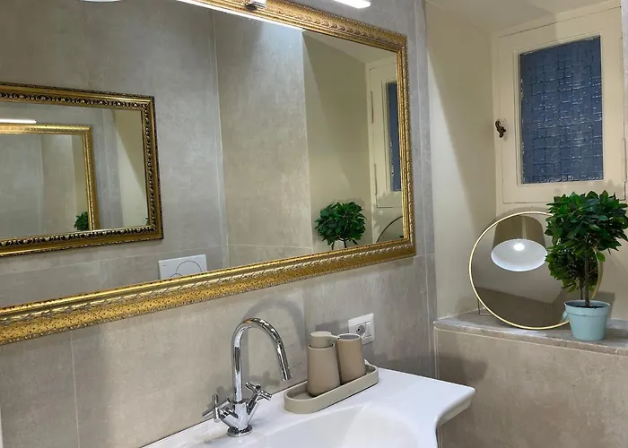 Διαμέρισμα Spanish Steps Glamour & Sauna Luxury **** Ρώμη